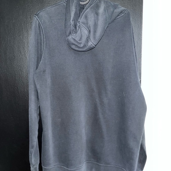 Nike sweater - Picture 2 of 3